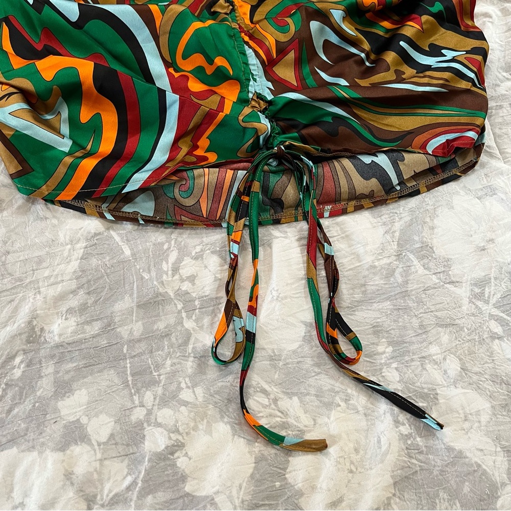 NWT PrettyLittleThing Plus Abstract Ruched Front Skirt Size 20 Multicolor - Picture 10 of 11